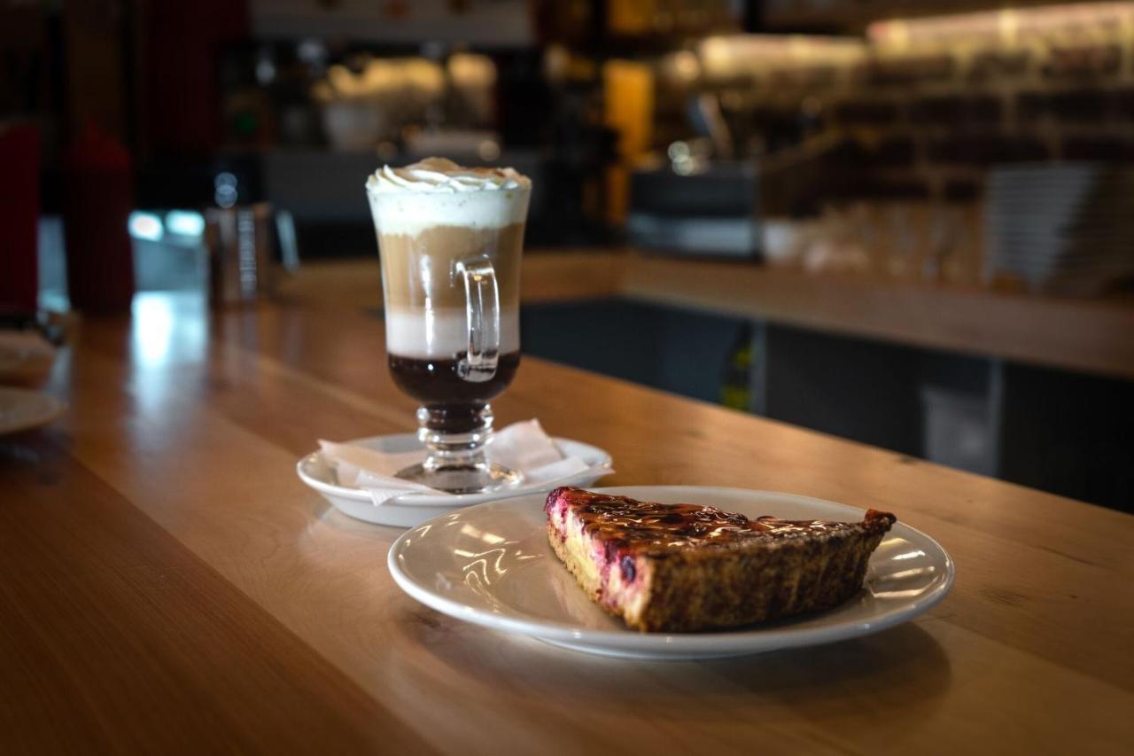 Hotel Boutique Restaurant Kran Kreen Punta Arenas Bagian luar foto